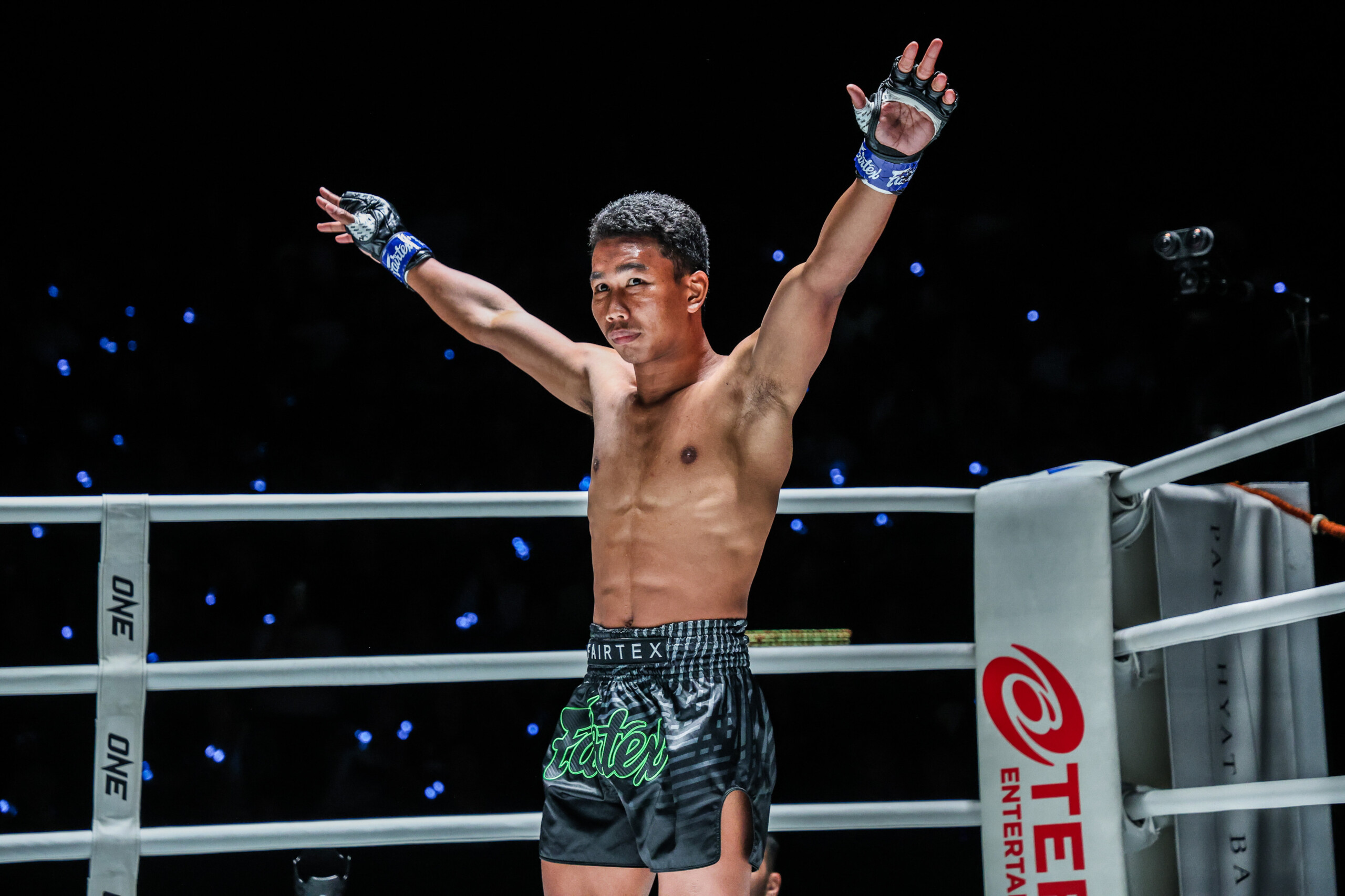 Jaosuayai Sor Dechapan Petsukumvit Boi Bangna ONE Friday Fights 46 58