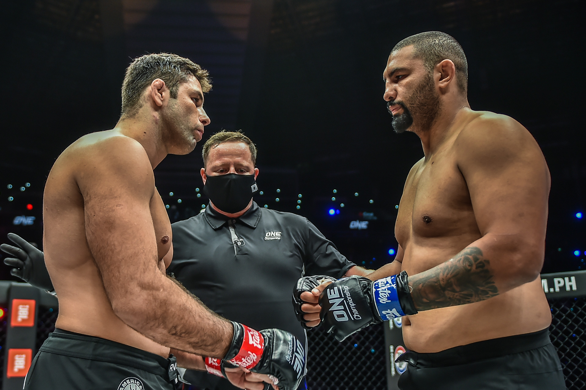Pictures from the MMA fight between Marcus Almeida and Anderson Silva at ONE: REVOLUTION