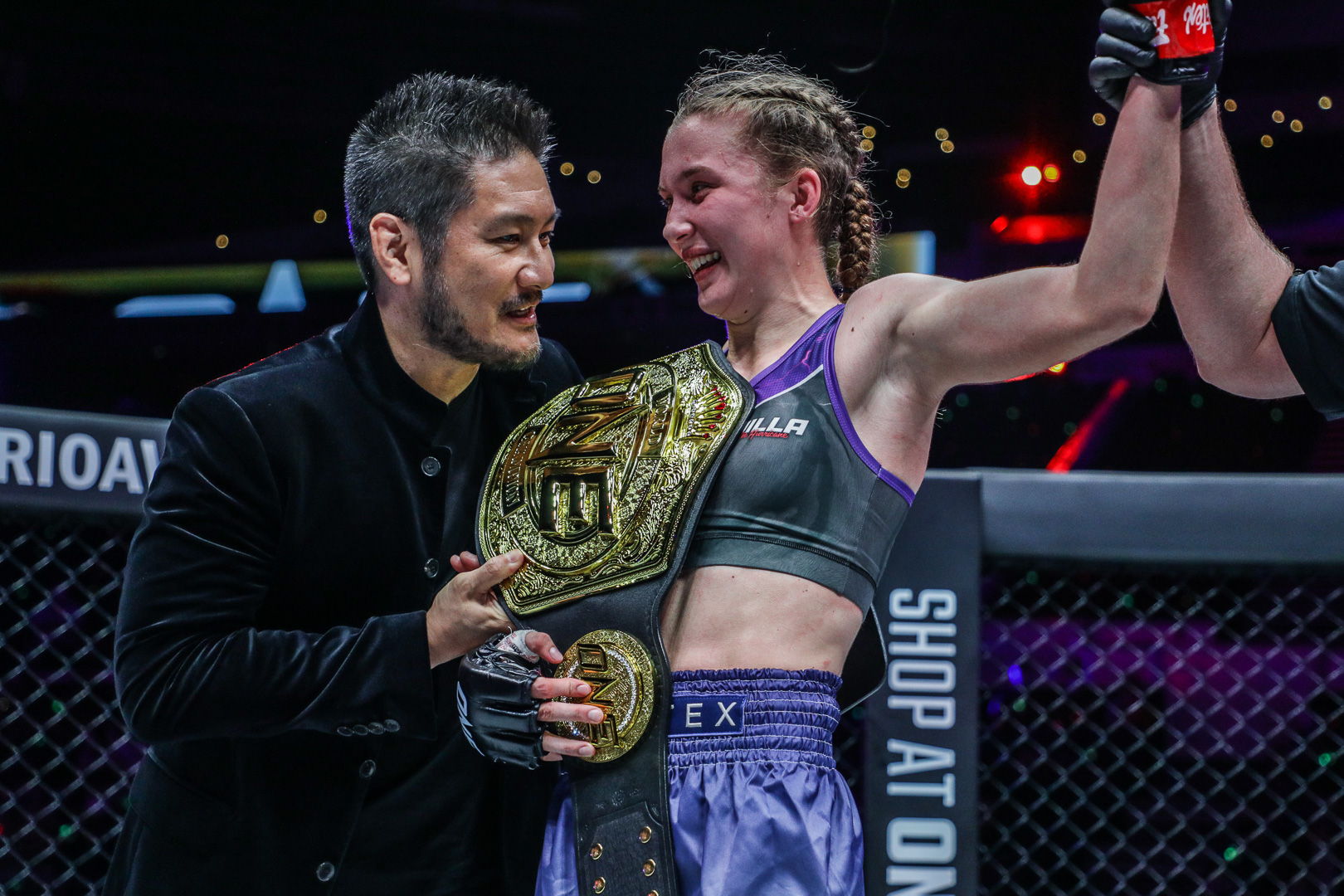 Smilla Sundell wins the inaugural ONE Women's Strawweight Muay Thai World Championship at ONE 156
